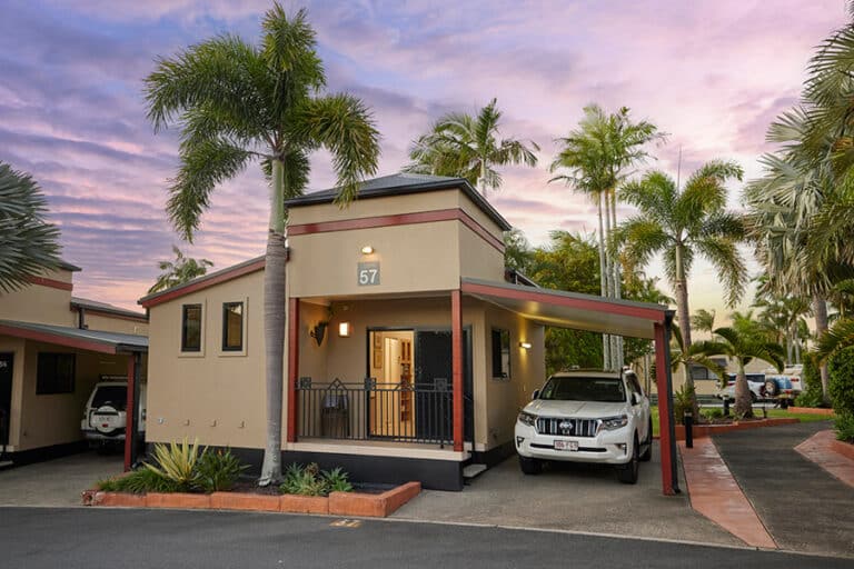 Cosmo Cabin | Holiday Cabin Accommodation at Brisbane Holiday Village | Queensland