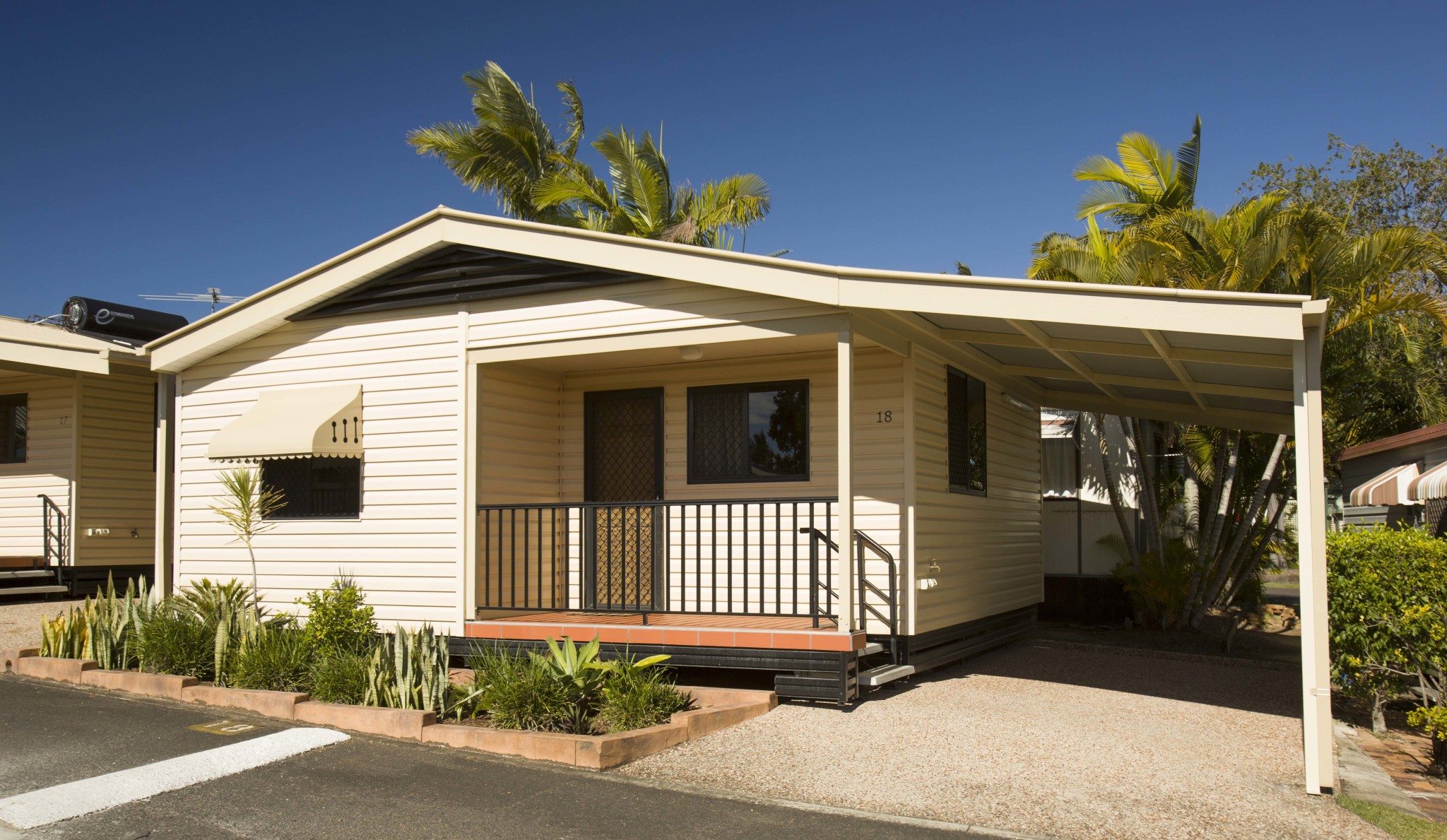 2 Bedroom Corporate Cabins